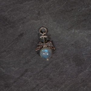 Mittelgrosses Engeli mit Labradorit und 925 Silber