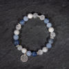 Edelsteinarmband in Blautönen