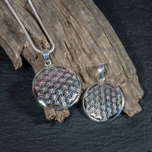 Alternative view of Lebensblume gebogen, geschwärzt 22mm