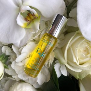 Naturperfum-ÖL RATRI schenkt tiefen Schlaf